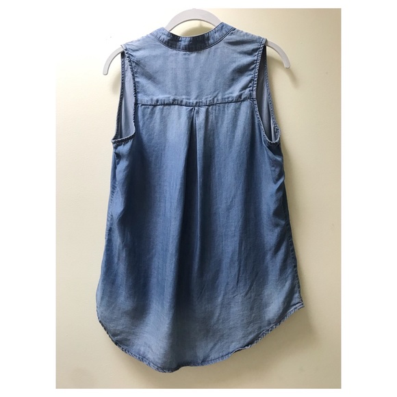 Anthropologie C&S Chambray Sleveless Blouse - Picture 2 of 2